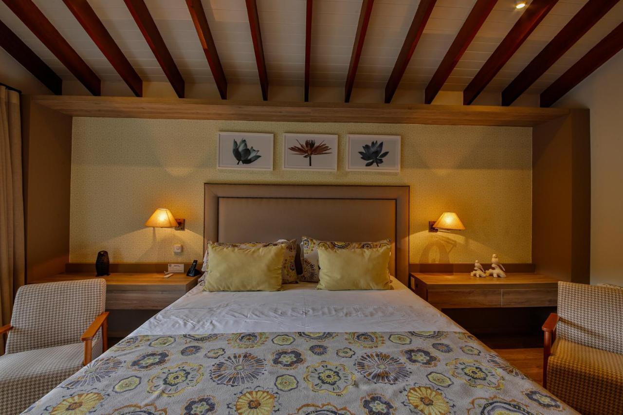 & Saint Michel Hotel